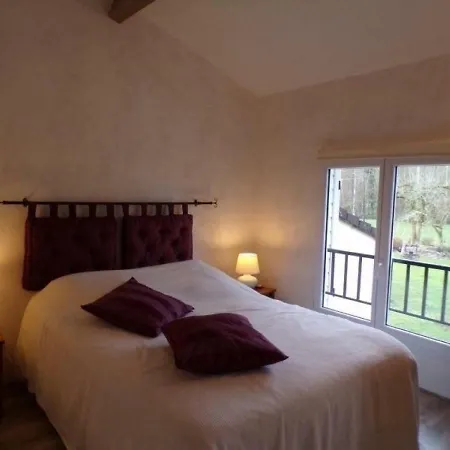 House Chez Lola *